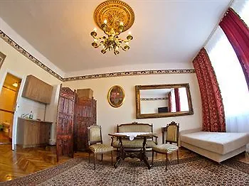 Apart Otel Florian Kazimierz 3*