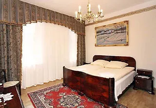 Apart Otel Florian Kazimierz 3*